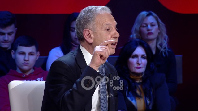 Ora News - Nesho: Nuk mund ta lësh demokracinë shqiptare në dorën e një Sulltani