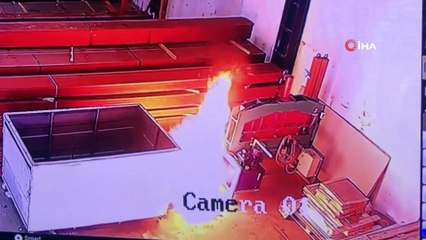 Boşanma aşamasındaki kocasının iş yerini yaktı...O anlar kamerada