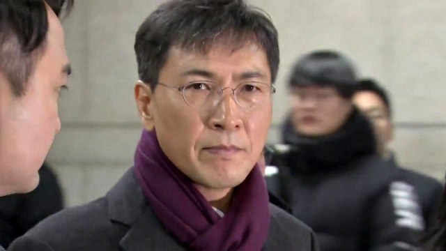 안희정, 2심 징역 3년 6개월·법정구속...1심 무죄 뒤집혀 / YTN