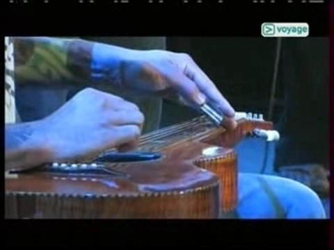 Ben Harper, Jack Johnson & Willie Nelson Live Kokua Festival