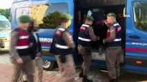 FETÖ'nün darbe girişimine helikopterlerle katılan ve Yunanistan'a kaçan askerlerin yargılandığı davada, 3'ü ağırlaştırılmış olmak üzere 6 sanık müebbet, 3 sanık ise çeşitli oranlarda hapis cezalarına çarptırıldı.