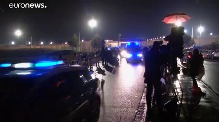 شاهد.. السلطات الاسبانية تنقل 9 سياسيين من كتالونيا إلى مدريد لمحاكمتهم