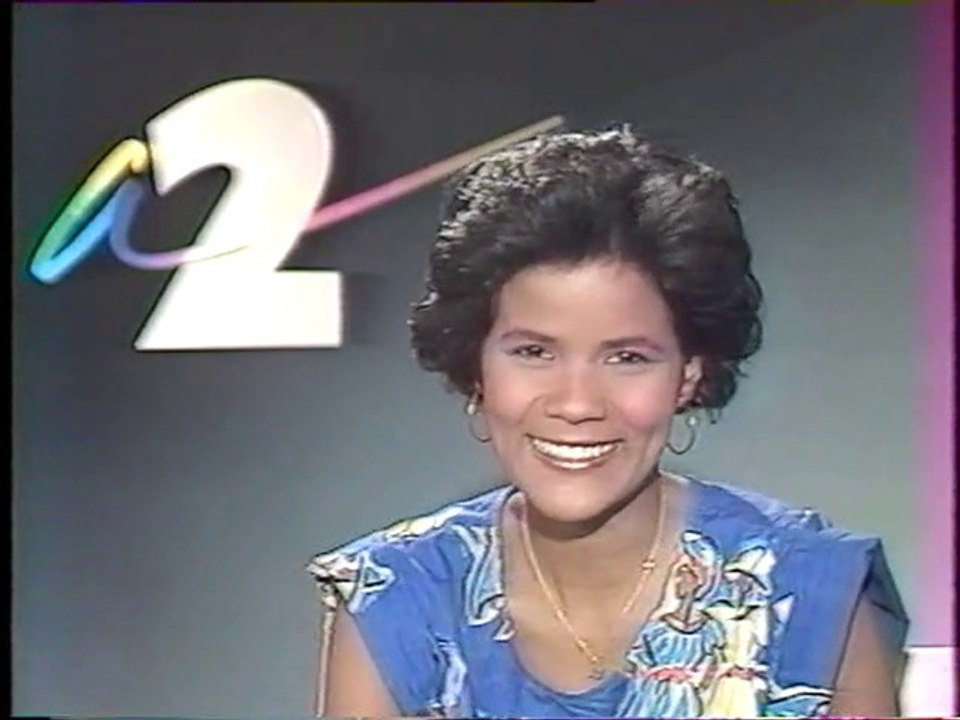 Antenne 2 - 29 Juin 1986 - Teasers, pubs, générique "Les carnets de l'aventure", speakerine (Gilette Aho)