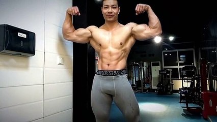 Delicious Muscle Man !