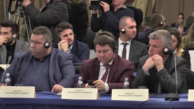 Report TV - Basha: Kur të vijmë në pushtet do të anulojmë PPP-të që Rama u ka dhënë oligarkëve