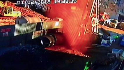 Kadıköy'de doğalgaz borusu böyle patladı