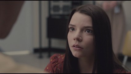 Anya Taylor-Joy And Director M Night Shyamalan Reflect On Scene From 'Glass'