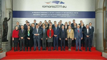 Ni España ni la UE apoyan una intervención militar en Venezuela, según Borrell