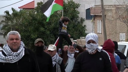 İsrail güçleri Batı Şeria'da 17 Filistinliyi yaraladı (2) - NABLUS