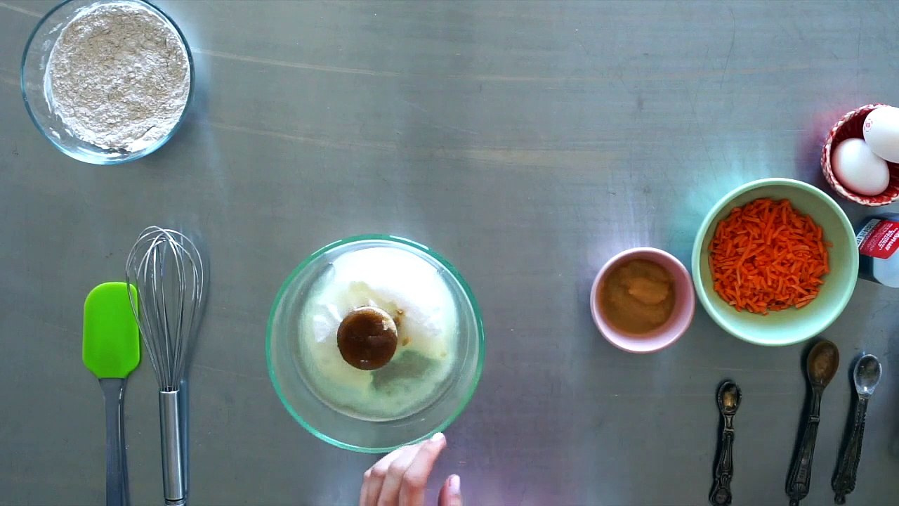 Simply Sweet: Carrot Cake Cupcakes