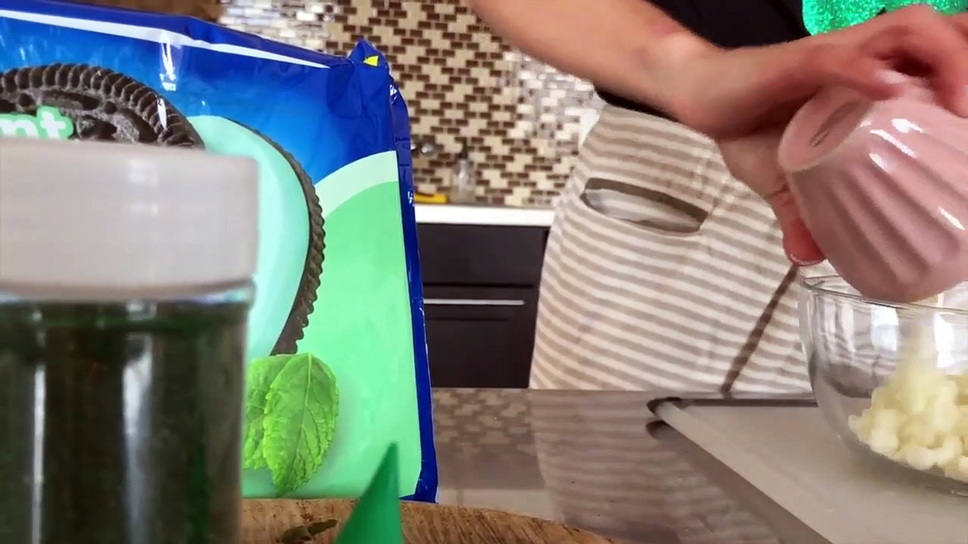 Simply Sweet: Cookie Truffles for St. Patrick's Day