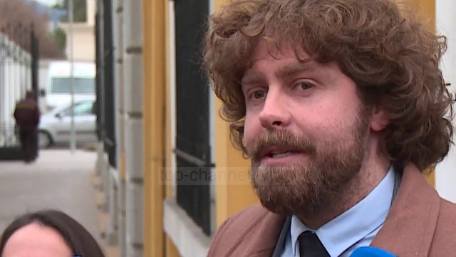 Senati: Lironi universitetin! - Top Channel Albania - News - Lajme