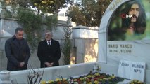 Barış Manço'nun Ölümünün 20'nci Yıldönümünde Mezarı Başında Anıldı