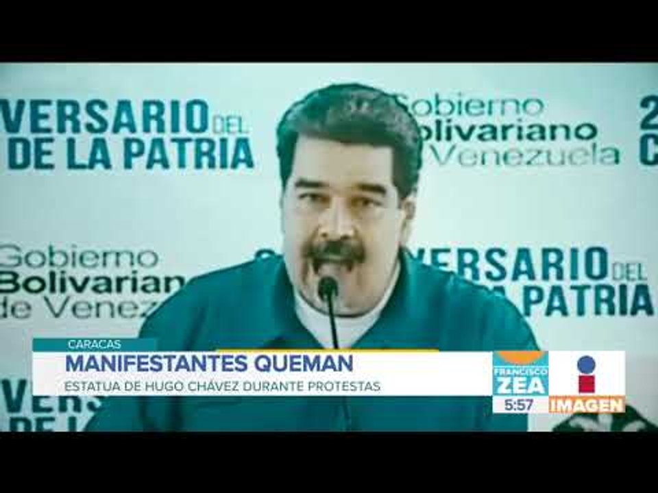 Manifestantes en Venezuela queman estatua de Hugo Chávez | Noticias con Francisco Zea