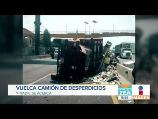 Vuelca camión de basura y ¡nadie se interesó en rapiñarlo! | Noticias con Francisco Zea