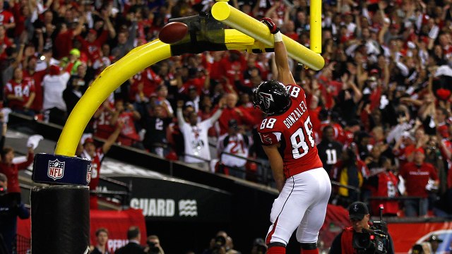 Panthers WR Devin Funchess just wants the NFL to let players dunk