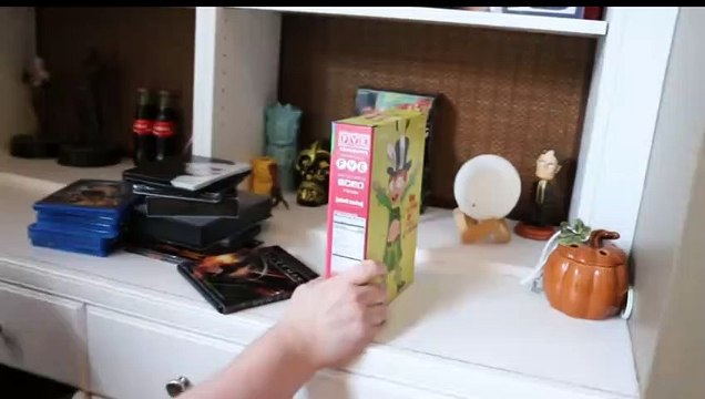 MCJUGGERNUGGETS DESTROYS ANGRY GRANDPA'S ASHES MUSIC VIDEO Bruises (Instrumental)