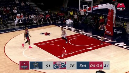 Justin Reyes with the big dunk