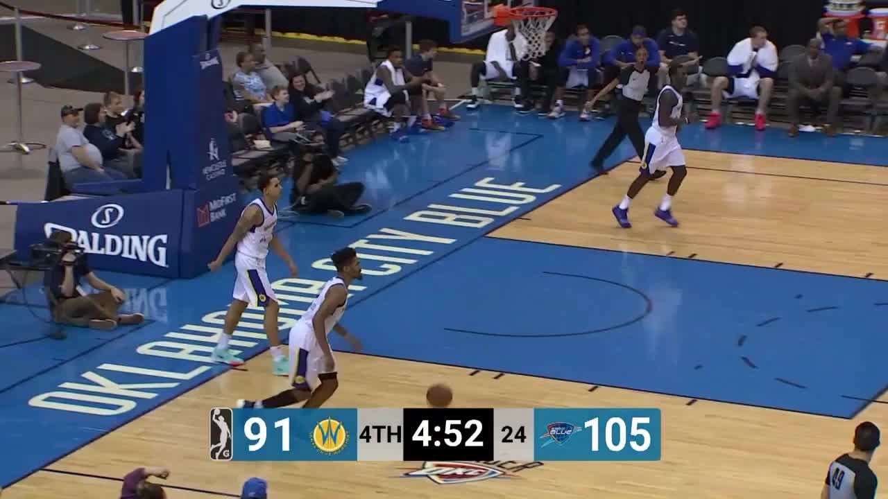 Chris Wright sets up the nice finish