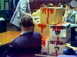 Lãng mạn hóa những tên sát nhân điển trai có phải trào lưu nguy hiểm của Hollywood-