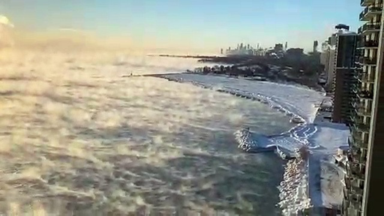 Subzero Chicago temperatures make Lake Michigan look like 'boiling cauldron