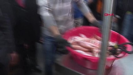 İzmir Çavuşoğlu ve Zeybekçi'den Buca'da Balık Hali Ziyareti