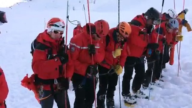 Exercice avalanche de la fédération nationale des sapeurs-pompiers de France au col du Lautaret