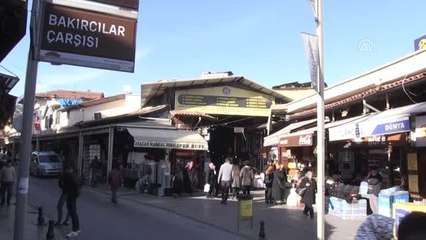 Suriyeli Usta Mesleğini "Bakırcılığın Merkezi"Nde Sürdürüyor