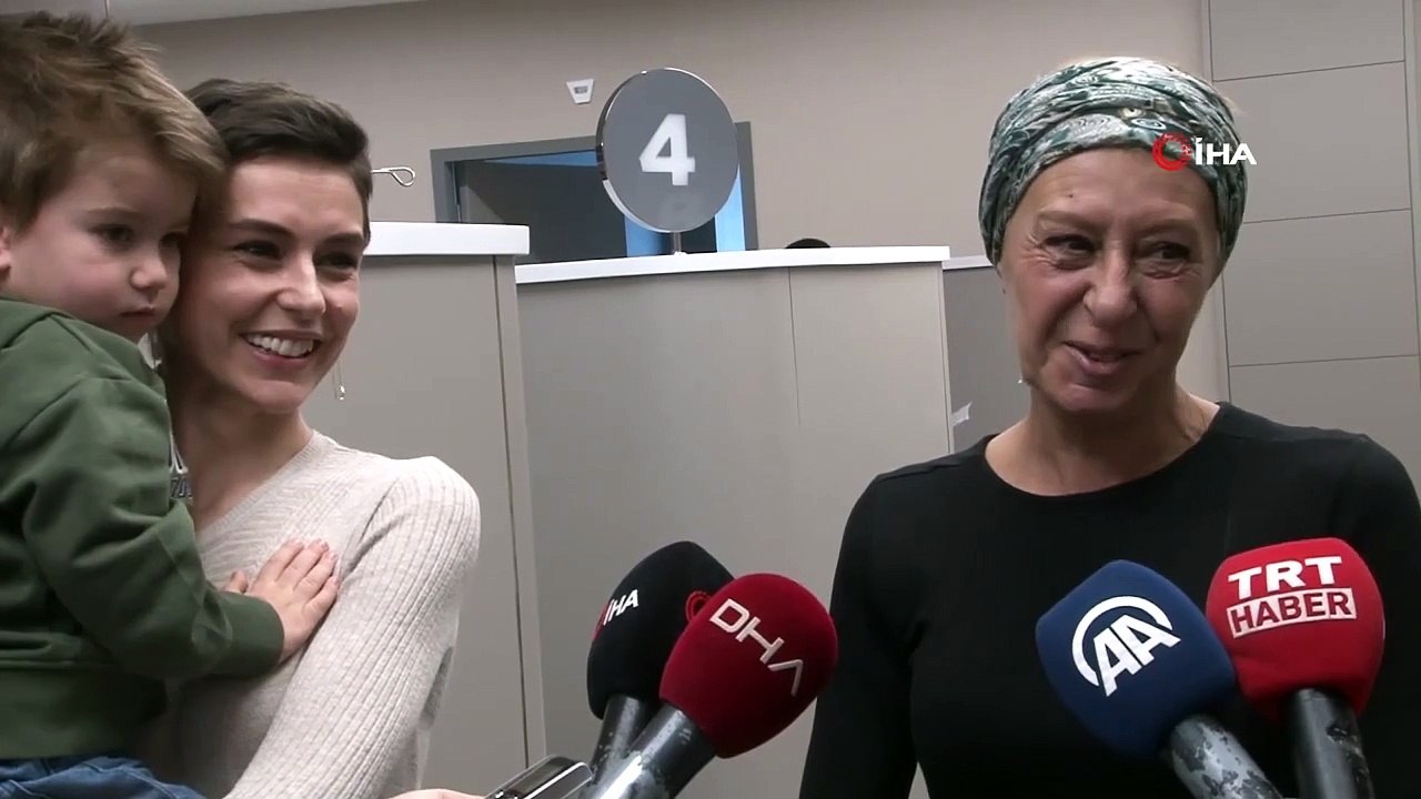Anne-Kız Kanseri Birlikte Yendi