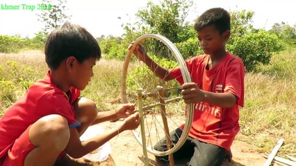 Primitive Technology - Easy Underground Python Snake Trap Using Bikes & Chicken Made By Smart Boys