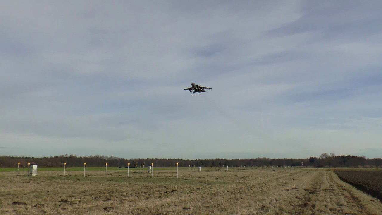 Panavia Tornado IDS German Air Force 98+59 Low approach at ETSI-Manching Air Force Base (1080/50P) 25.01.2018