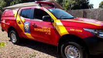 Bombeiros fazem buscas em área de plantação e mato