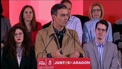 Sánchez exige a Rivera y Casado lealtad al Estado ante la crisis de Venezuela.