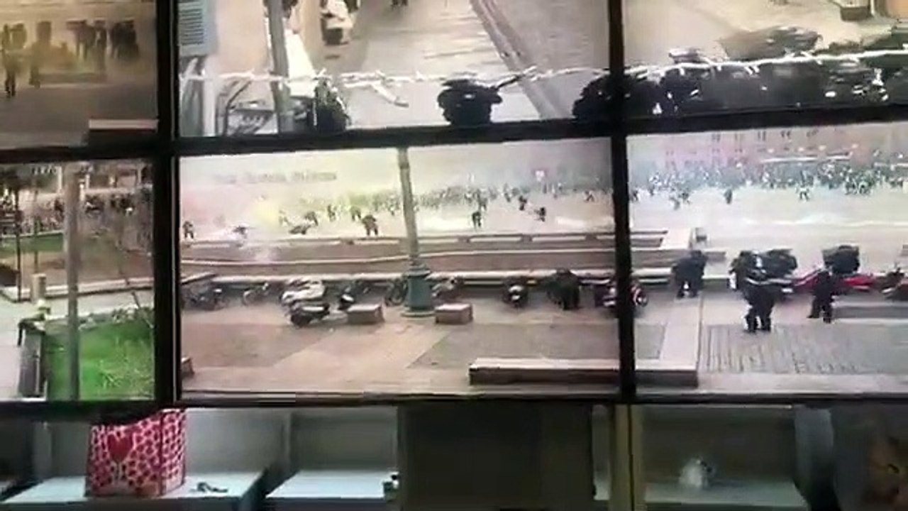 Gilets Jaunes - Toulouse - La vidéo très gênante tournée en salle de commandement de la police : "Mais putain, faut tirer, quoi ! Il faut aligner deux, trois bastos"