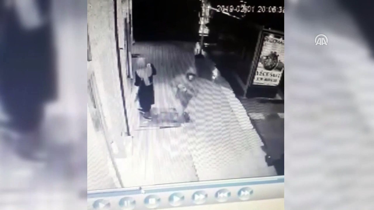 Kapkaç anı güvenlik kamerasına yansıdı - BATMAN