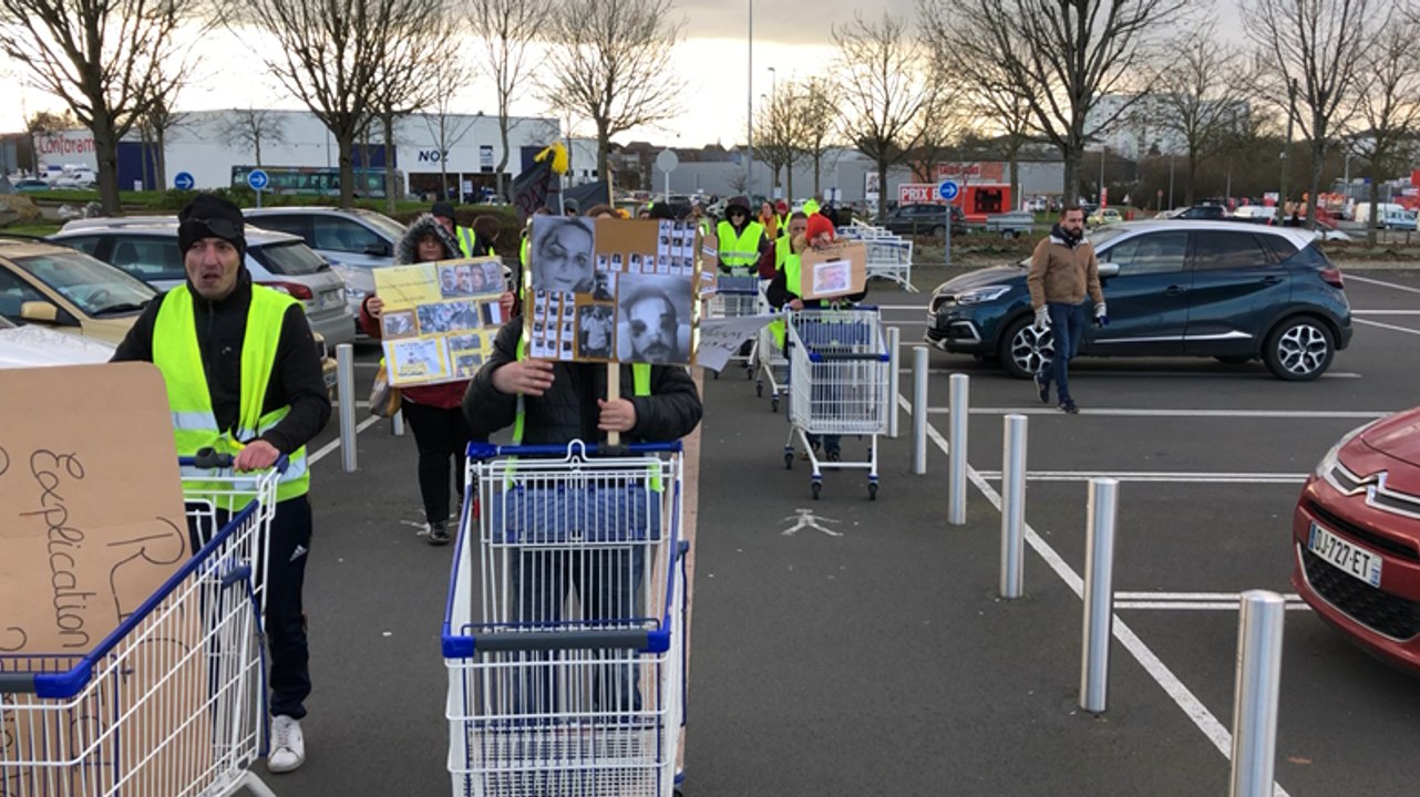 Gilets jaunes chez Leclerc