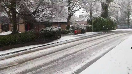 Piéton : chutes de neige abondantes