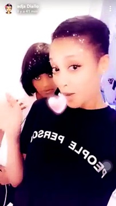 Adja Diallo oublie ses disputes avec Ibou Touré et s'éclate sur du Wally