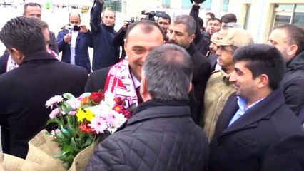Elazığsporlu Taraftarlardan Coşkulu Karşılama