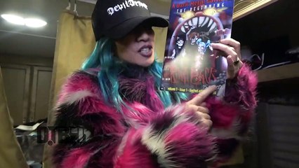 Raven Black - BUS INVADERS Ep. 1408