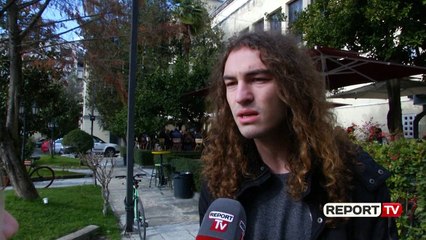 Report Tv - Studentët e Arteve pesë vite në universitet, me 1 vepër në skenë