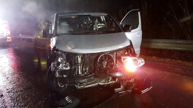 비 내리는 설 연휴...교통사고 잇따라 / YTN