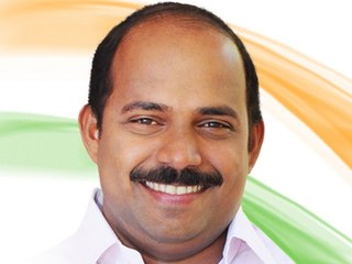 ആശങ്കയിൽ കേരള നേതൃത്വം,കൂടെ  ഗ്രൂപ്പ് വടംവലിയും