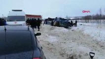 Dha Dış - Rusya'da Çocukları Taşıyan Otobüs Takla Attı 4'ü Çocuk, 7 Ölü - Ek Görüntülerle