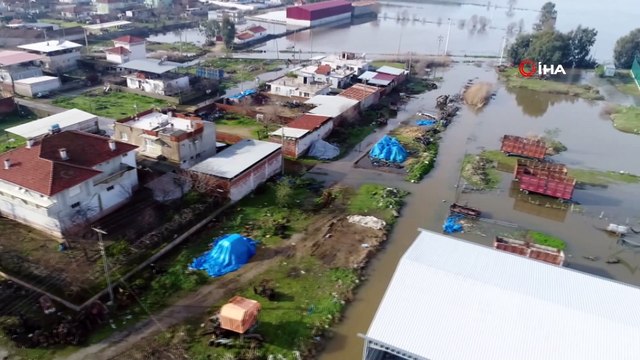 Aydın’da 100 bin dönüm tarım arazisi sular altında...Bölge havadan böyle görüntülendi