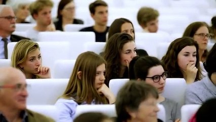 Fatimata Aidara fait le procès de l´humanité ! Ecoutez l´éloquence de son discours