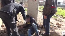Antalya Uyuşturucudan Bayılan Genç Polis Misin, Hamamcı Mısın; Beni Neden Yıkıyorsun 