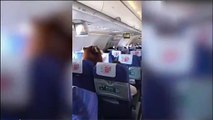 موقف إنساني نبيل لشركة طيران تسمح لمعاق باصطحاب كلبه على الطائرة