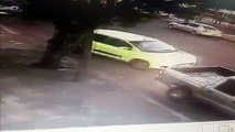 Vídeo: câmera flagra colisão no Bairro Universitário
