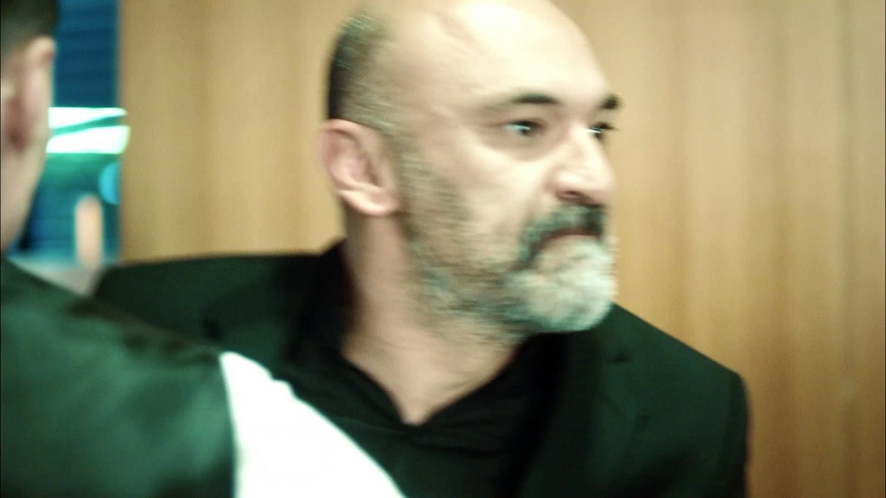 İstanbullu Gelin 70. Bölüm Beni Harcıyorsun!